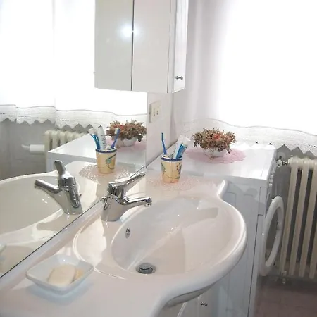 In Lazise/gardasee 21949 Apartament