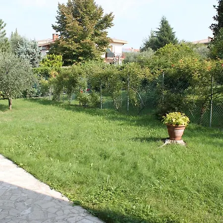 Apartament In Lazise/gardasee 21949 *