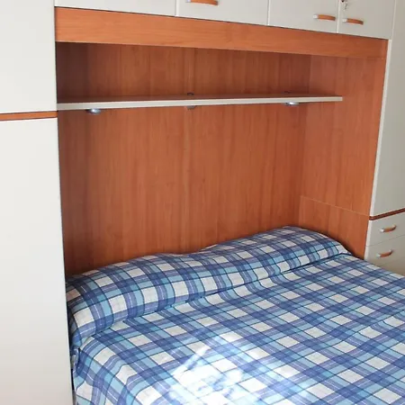 Apartamento In Lazise/gardasee 21949 Lazise